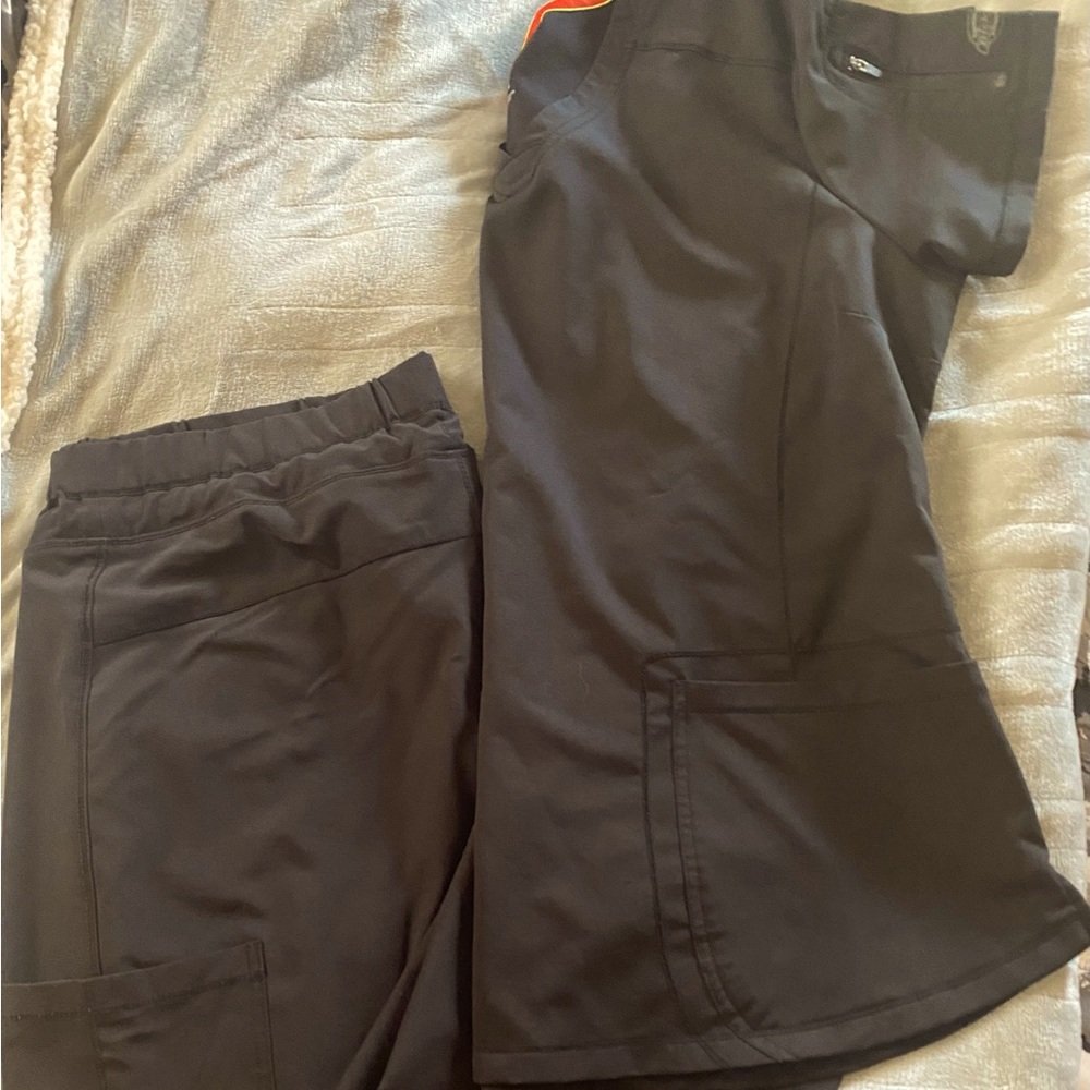Dickies Dynamix Women’s Scrub Set